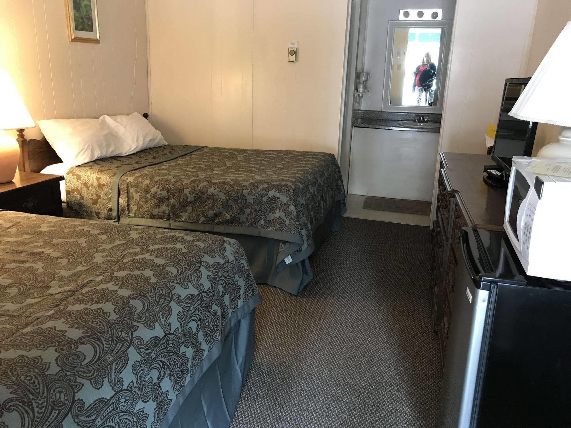 Holiday House Motel Hillsdale Esterno foto