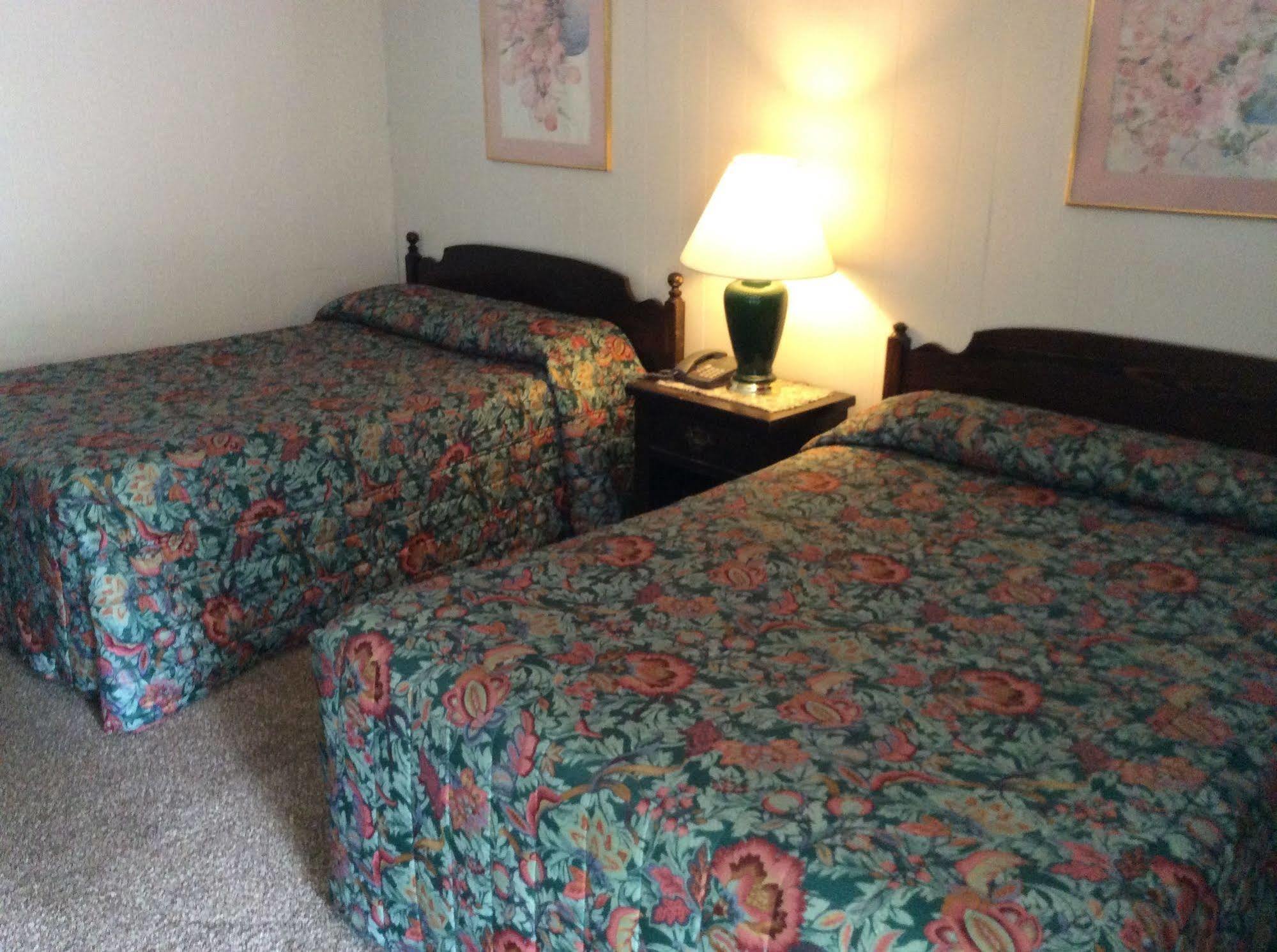 Holiday House Motel Hillsdale Esterno foto